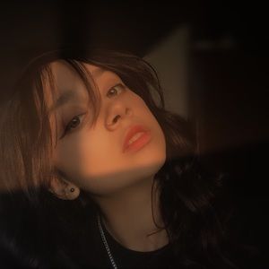 Meet your Posher, Alicia